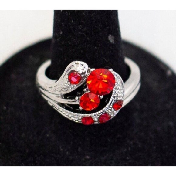 Size 9, Vintage Art Deco Faux Ruby Gem Silver Tone Ring - A23 - Picture 1 of 3